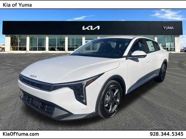 2025 Kia K4 LXS