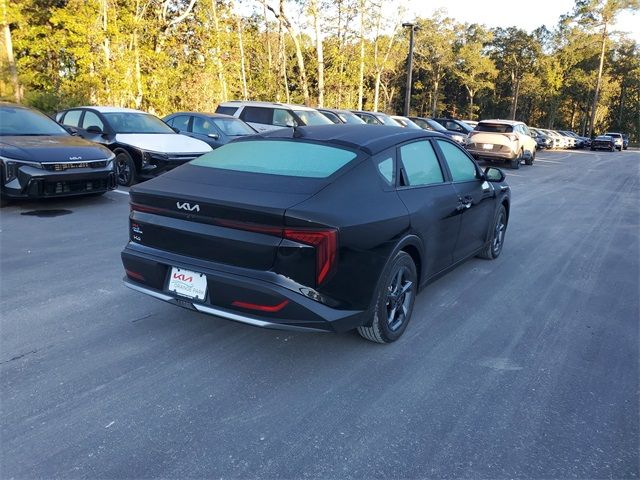 2025 Kia K4 LXS