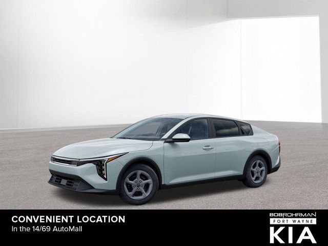 2025 Kia K4 LXS