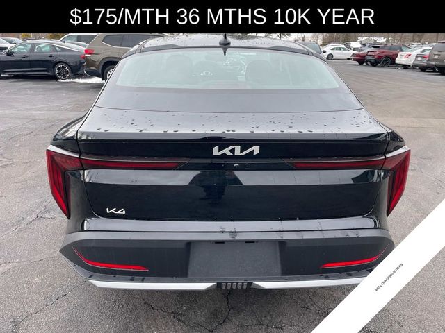 2025 Kia K4 LXS