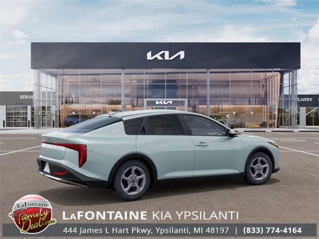 2025 Kia K4 LXS