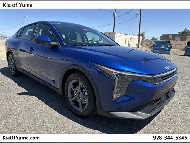 2025 Kia K4 LXS