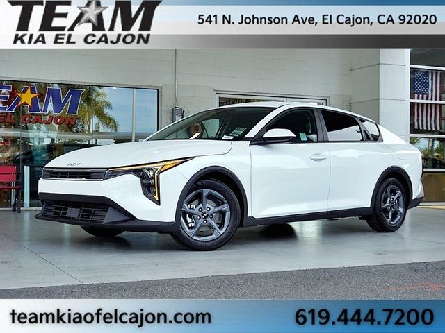 2025 Kia K4 LXS