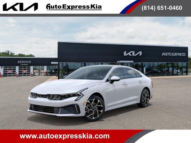 2025 Kia K5 EX