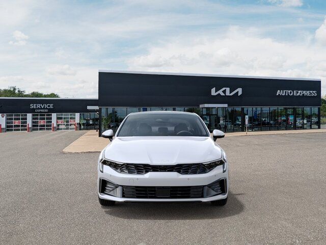 2025 Kia K5 EX