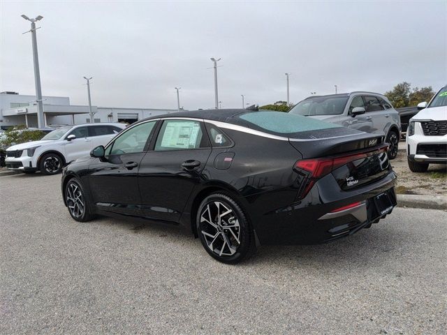 2025 Kia K5 EX