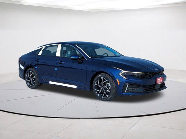 2025 Kia K5 EX