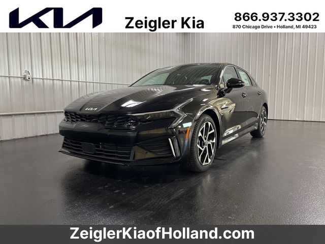 2025 Kia K5 EX