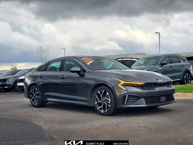 2025 Kia K5 EX