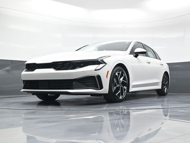 2025 Kia K5 EX