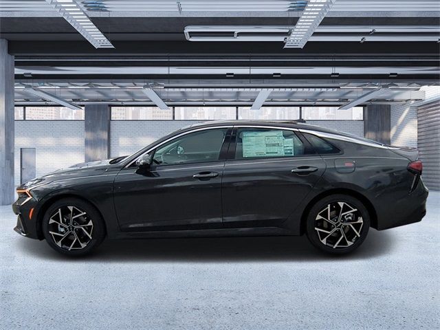2025 Kia K5 EX