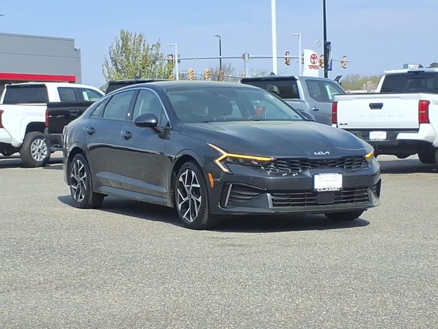 2025 Kia K5 EX