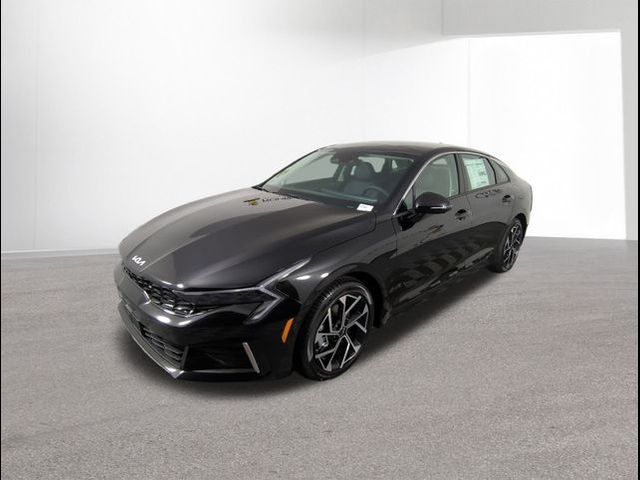 2025 Kia K5 EX