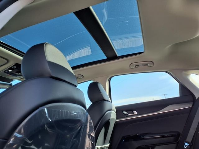 2025 Kia K5 EX