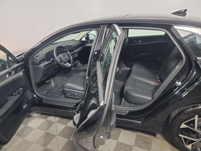 2025 Kia K5 EX
