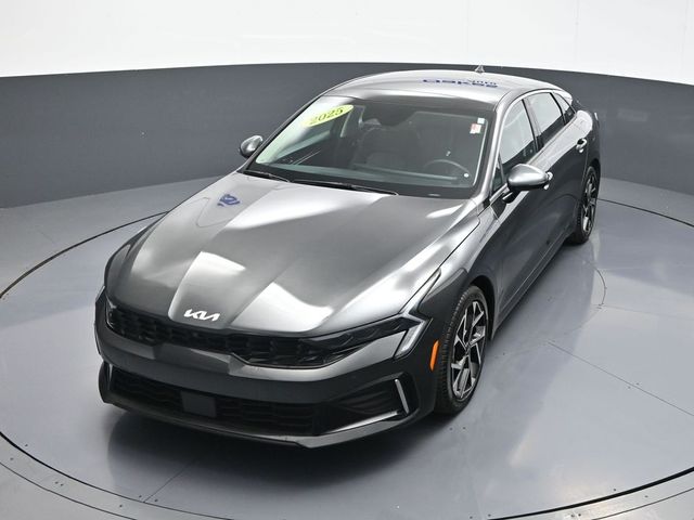 2025 Kia K5 EX