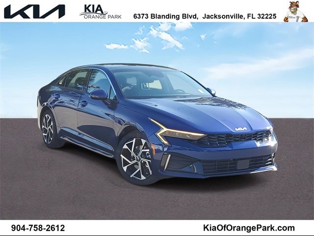 2025 Kia K5 EX