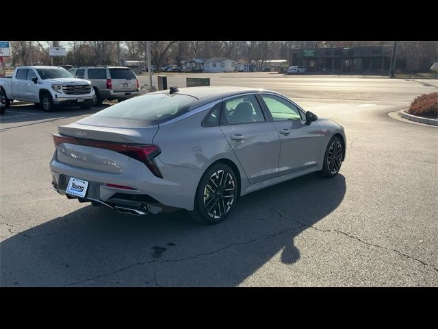 2025 Kia K5 GT