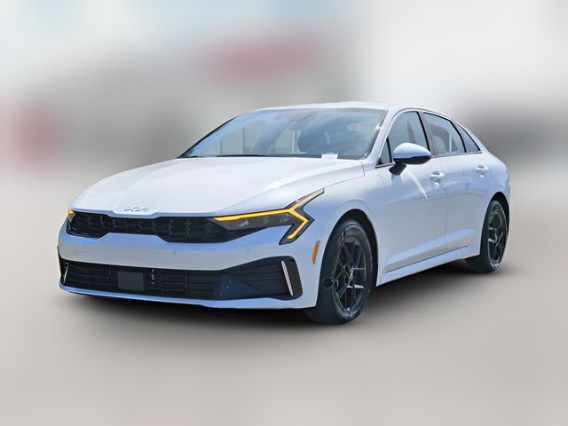 2025 Kia K5 LXS