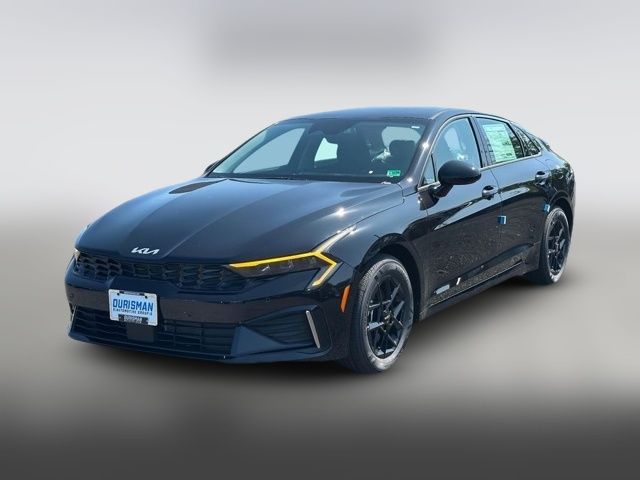 2025 Kia K5 LXS