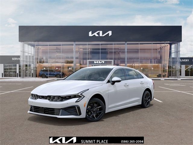 2025 Kia K5 LXS