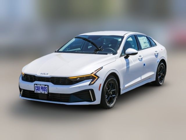 2025 Kia K5 LXS