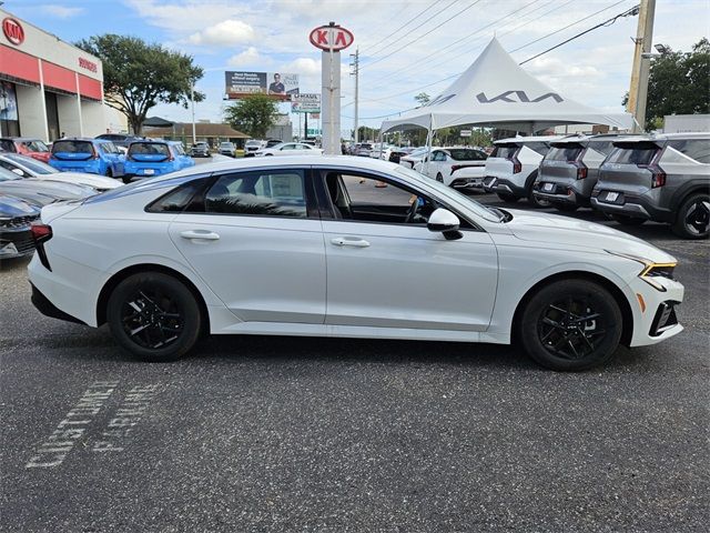 2025 Kia K5 LXS
