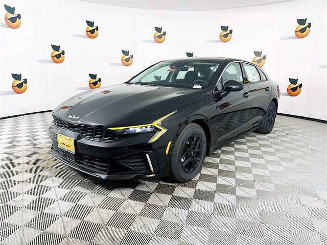 2025 Kia K5 LXS