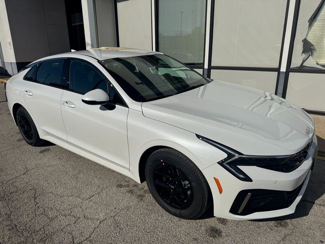 2025 Kia K5 LXS