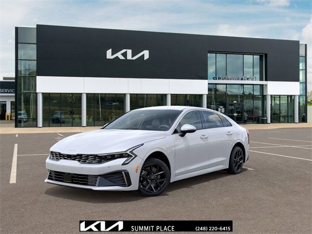 2025 Kia K5 LXS