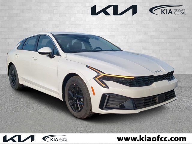 2025 Kia K5 LXS