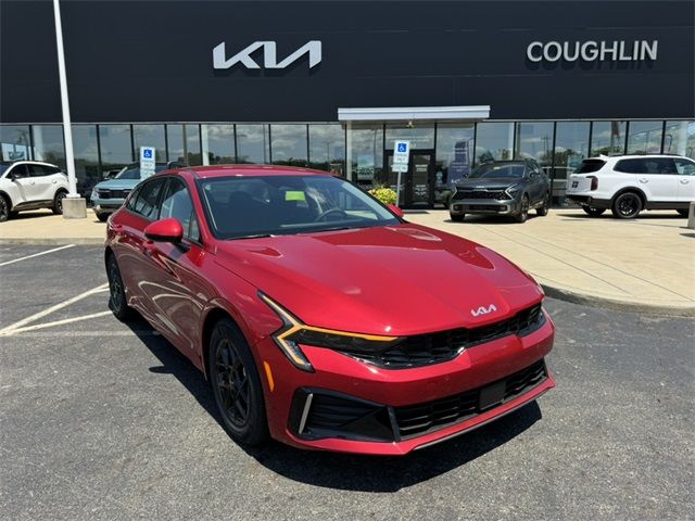 2025 Kia K5 LXS