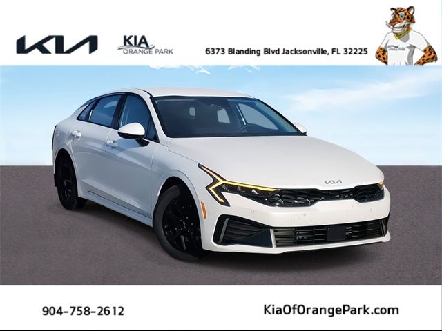 2025 Kia K5 LXS