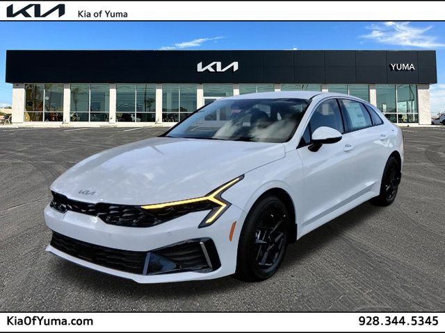 2025 Kia K5 LXS