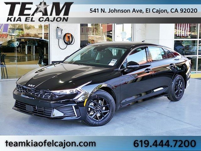 2025 Kia K5 LXS