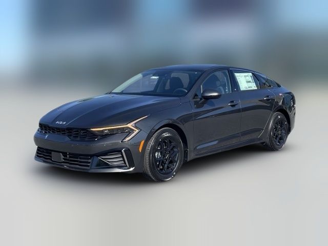 2025 Kia K5 LXS