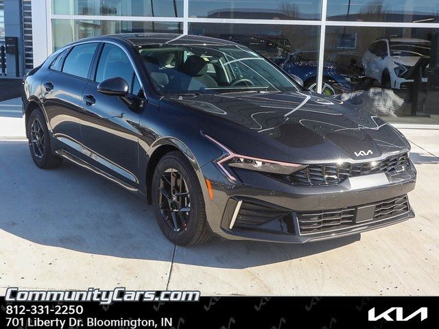 2025 Kia K5 LXS