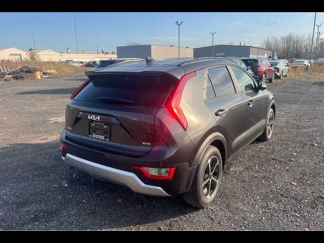 2025 Kia Niro LX