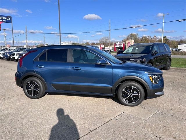 2025 Kia Niro EX