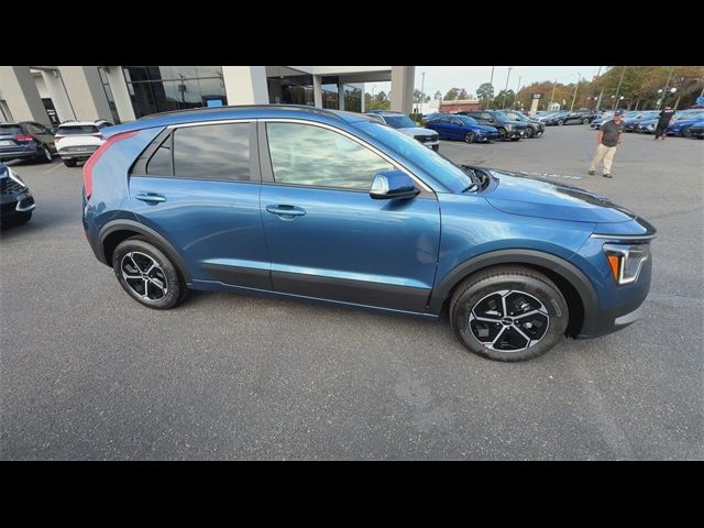 2025 Kia Niro EX