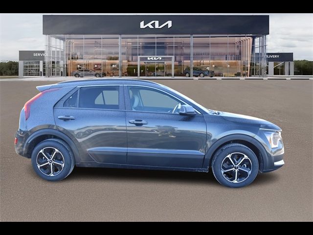 2025 Kia Niro EX