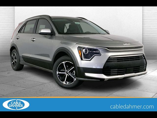 2025 Kia Niro EX