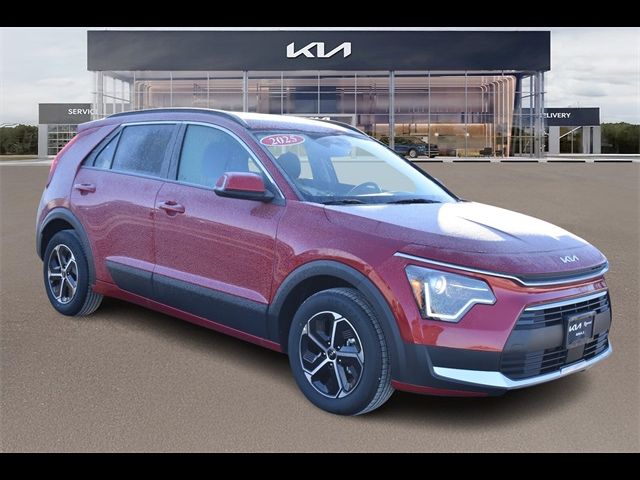 2025 Kia Niro EX