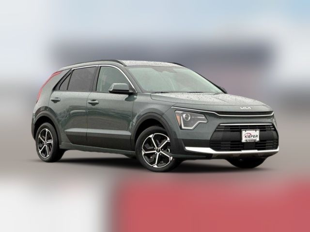 2025 Kia Niro EX