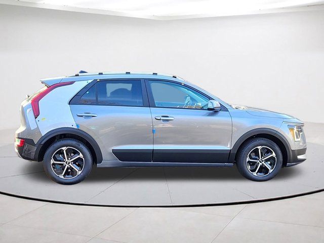 2025 Kia Niro EX