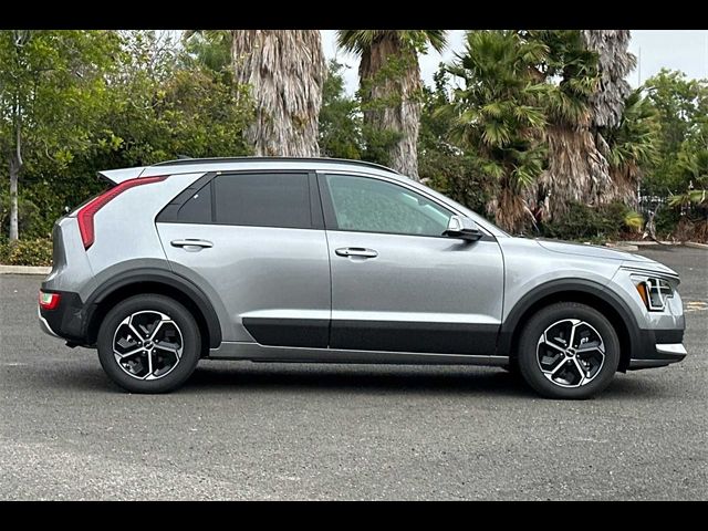 2025 Kia Niro EX