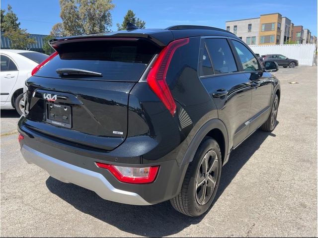 2025 Kia Niro EX