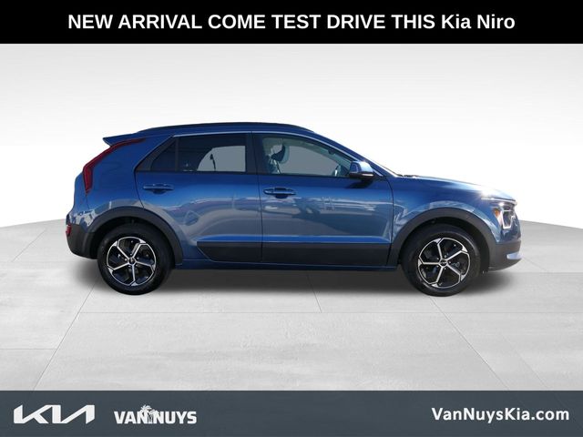 2025 Kia Niro EX