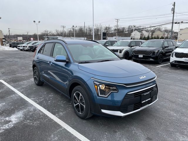 2025 Kia Niro EX