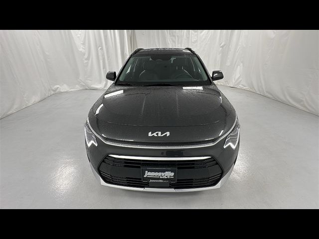 2025 Kia Niro EX